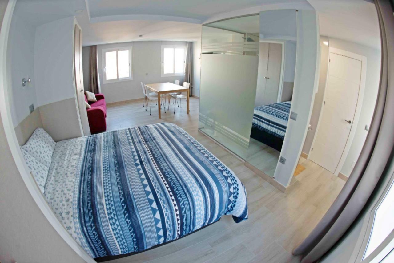 Luxury And Cozy Apartment Малага Экстерьер фото