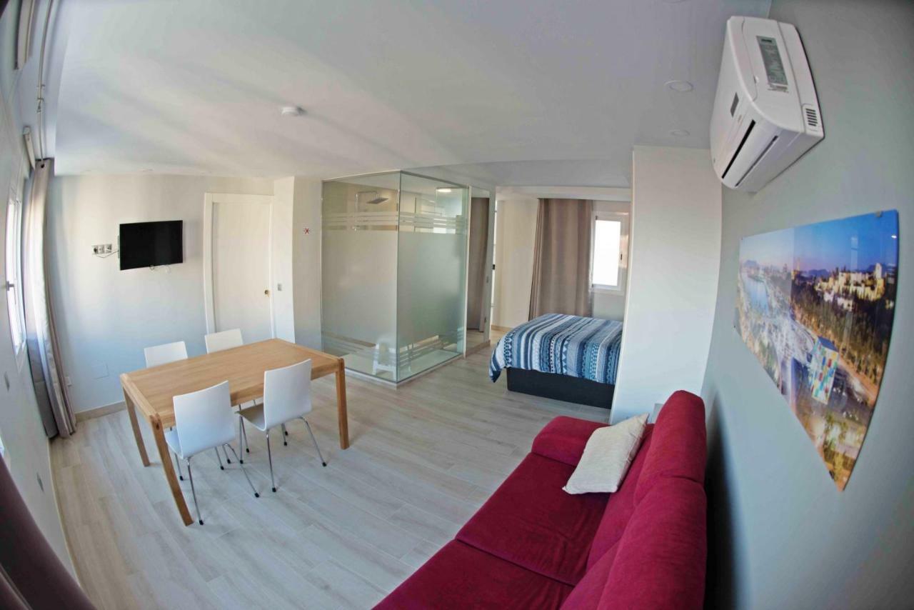 Luxury And Cozy Apartment Малага Экстерьер фото